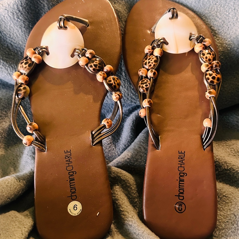 Women’s sandals